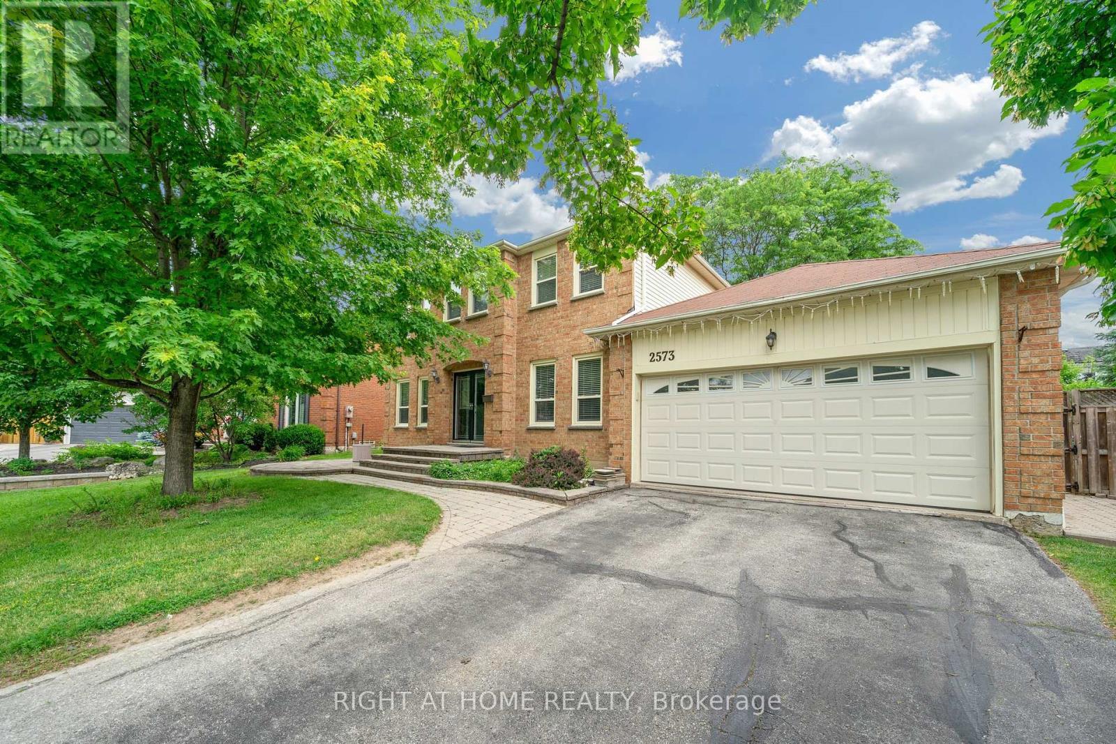 2573 Oshkin Court, Mississauga, ON - Outdoor