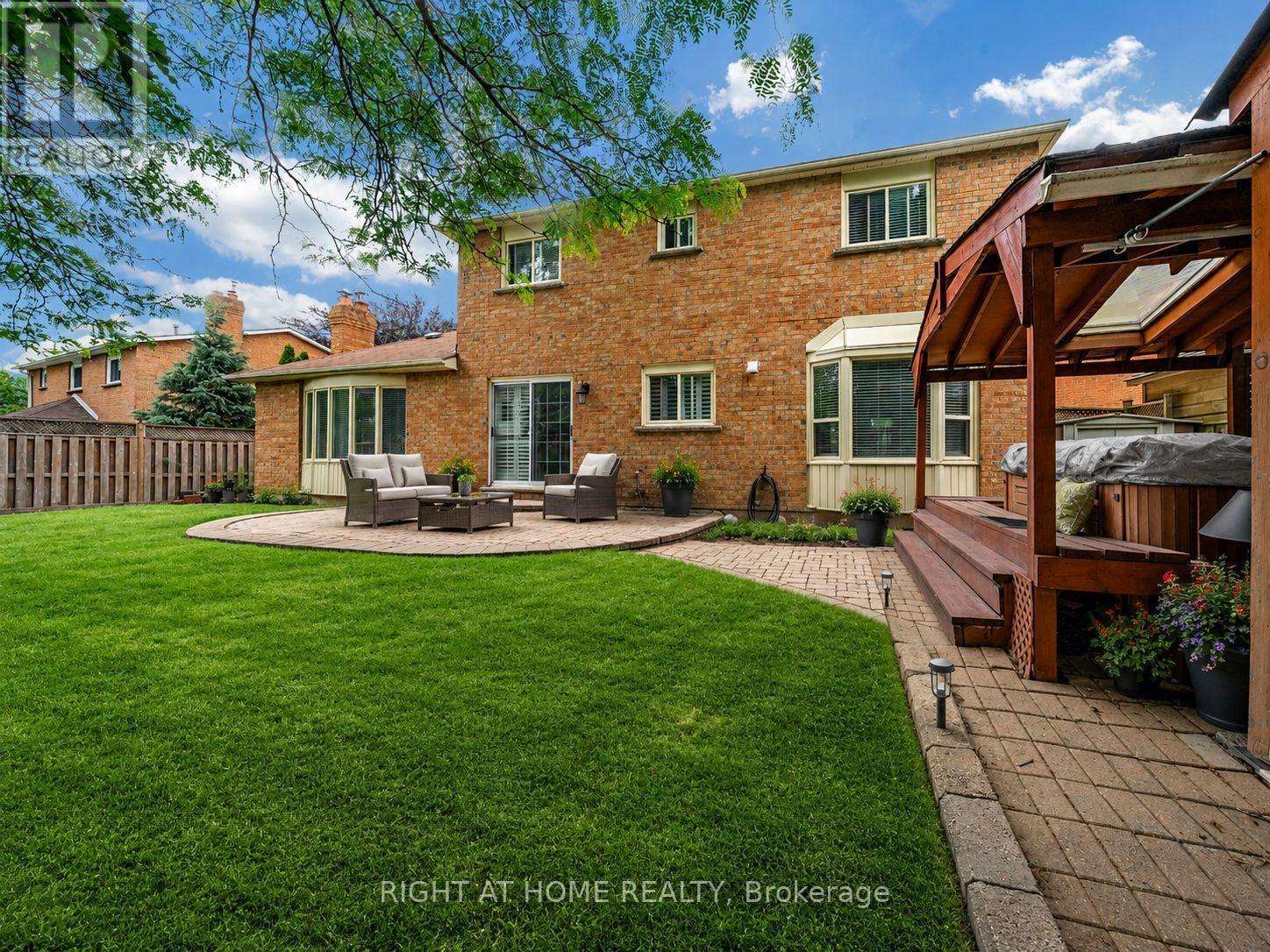 Virtual Staging - 2573 Oshkin Court, Mississauga, ON - Outdoor With Exterior