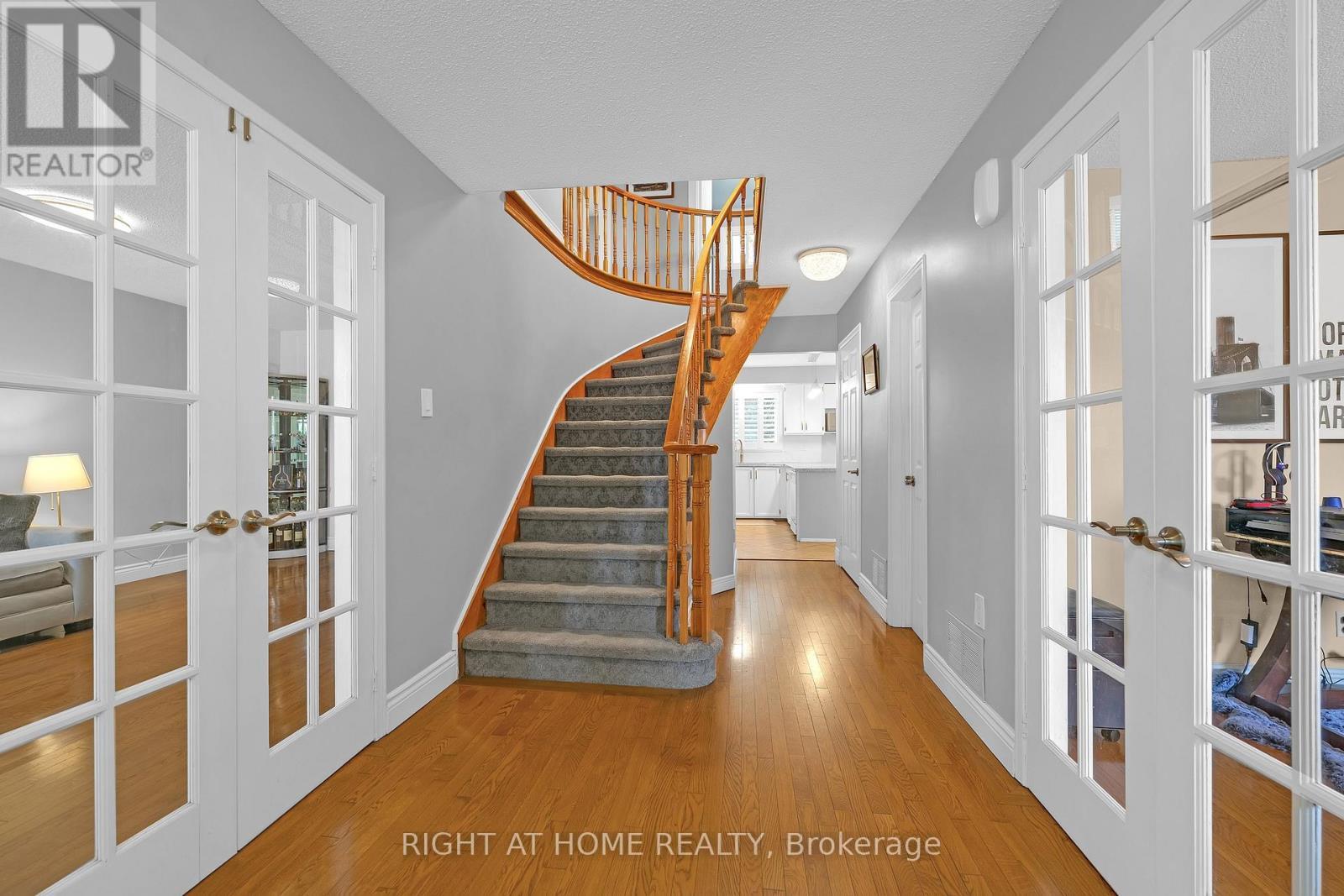 2573 Oshkin Court, Mississauga, ON - Indoor Photo Showing Other Room