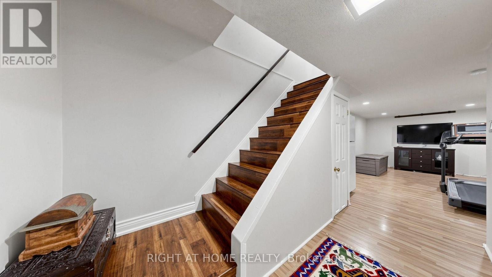 4 Harper Way, Markham, ON - Indoor Photo Showing Other Room
