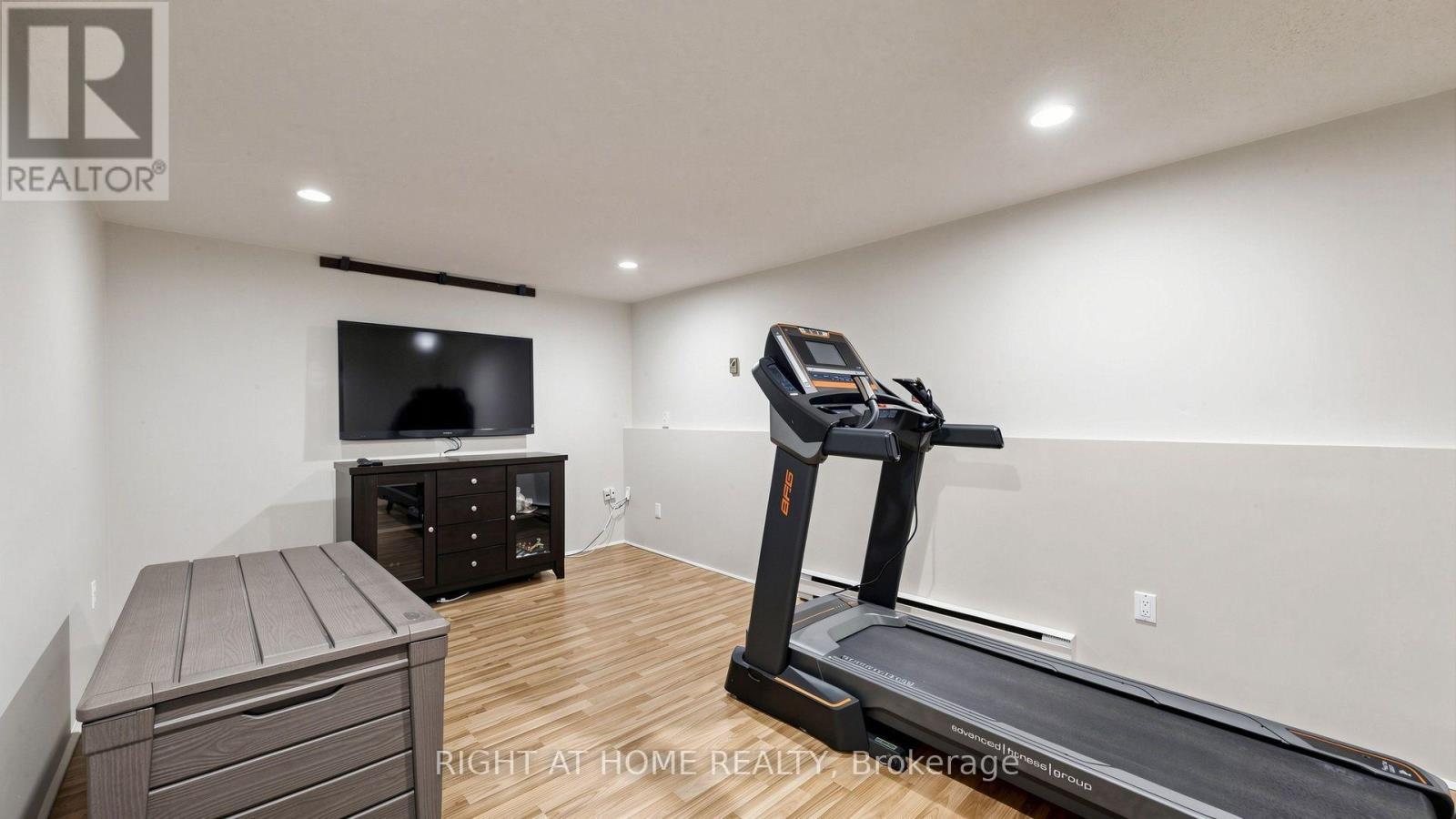 4 Harper Way, Markham, ON - Indoor Photo Showing Gym Room