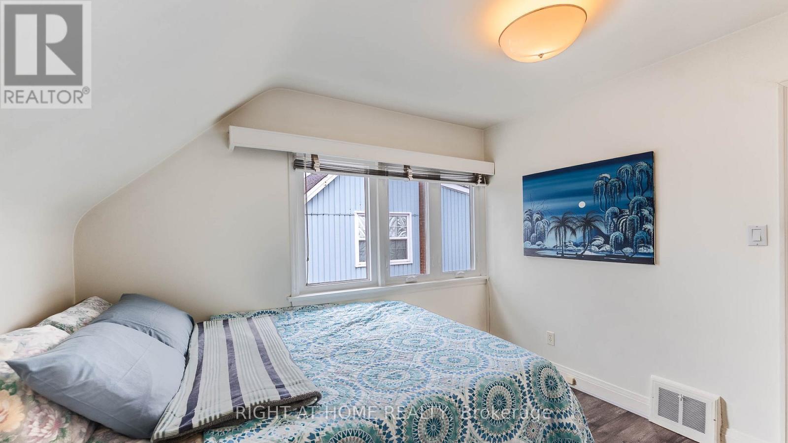 82 Tower Drive, Toronto, ON - Indoor Photo Showing Bedroom