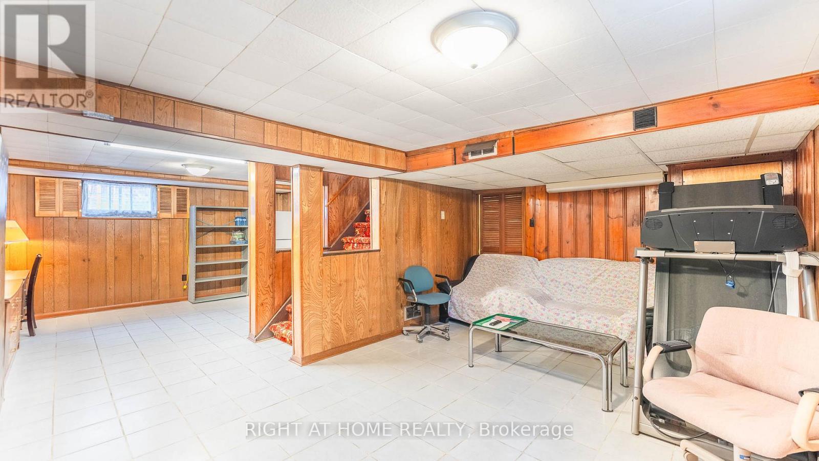 82 Tower Drive, Toronto, ON - Indoor Photo Showing Basement