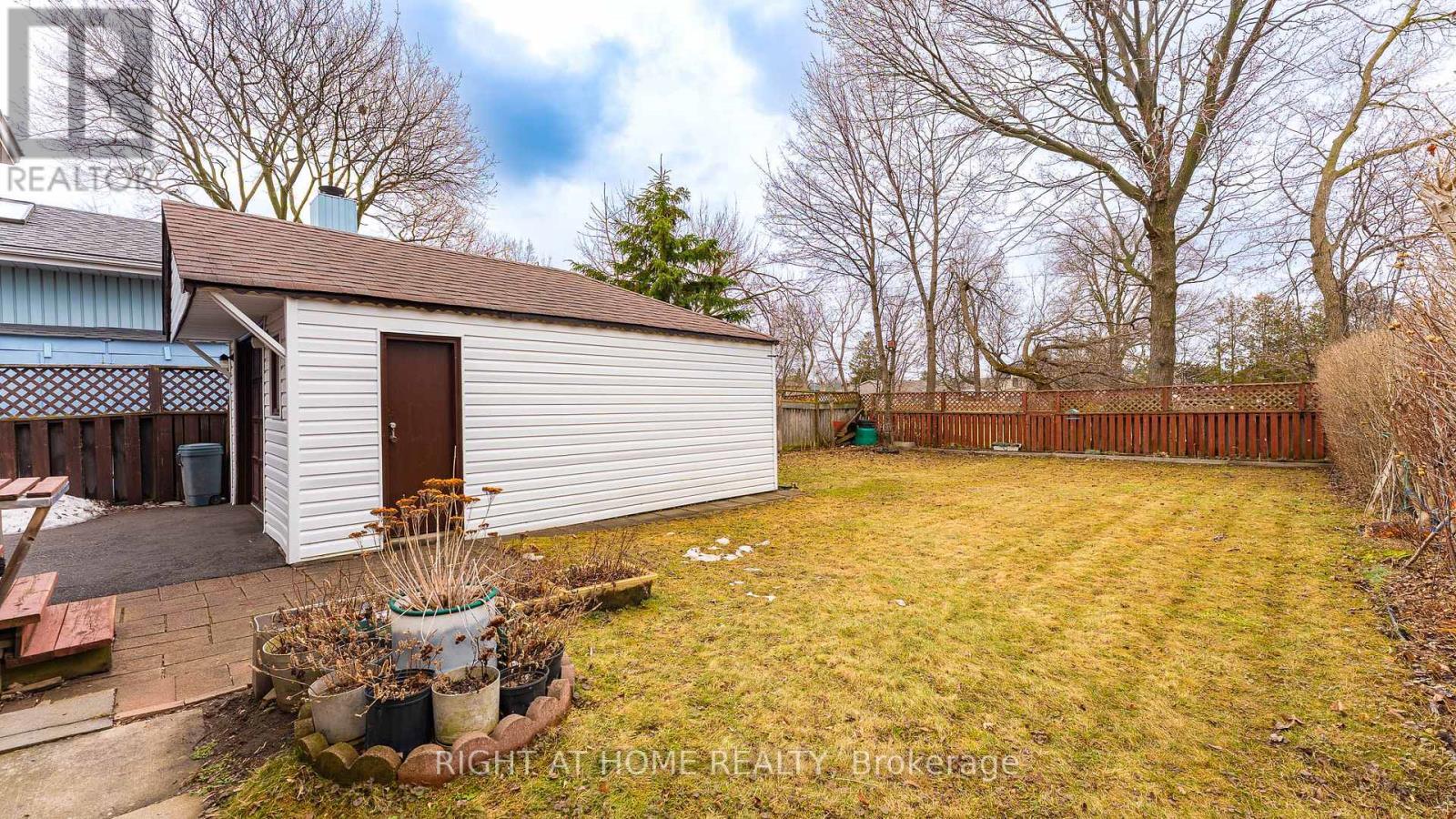 82 Tower Drive, Toronto, ON - Outdoor