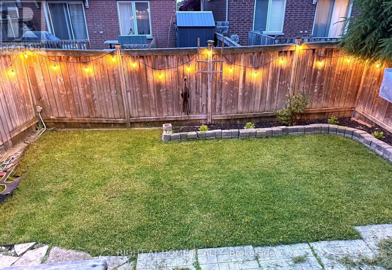 75 Carpendale Crescent, Ajax, ON - Outdoor