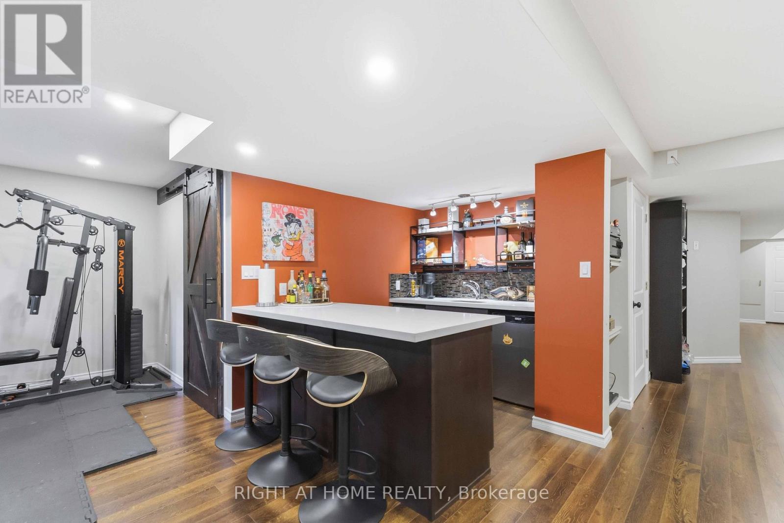 212 Chartwell Circle, Hamilton, ON - Indoor Photo Showing Other Room