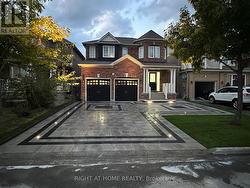 64 WILLIAMSON FAMILY HOLLOW Newmarket, ON L3X 3K2
