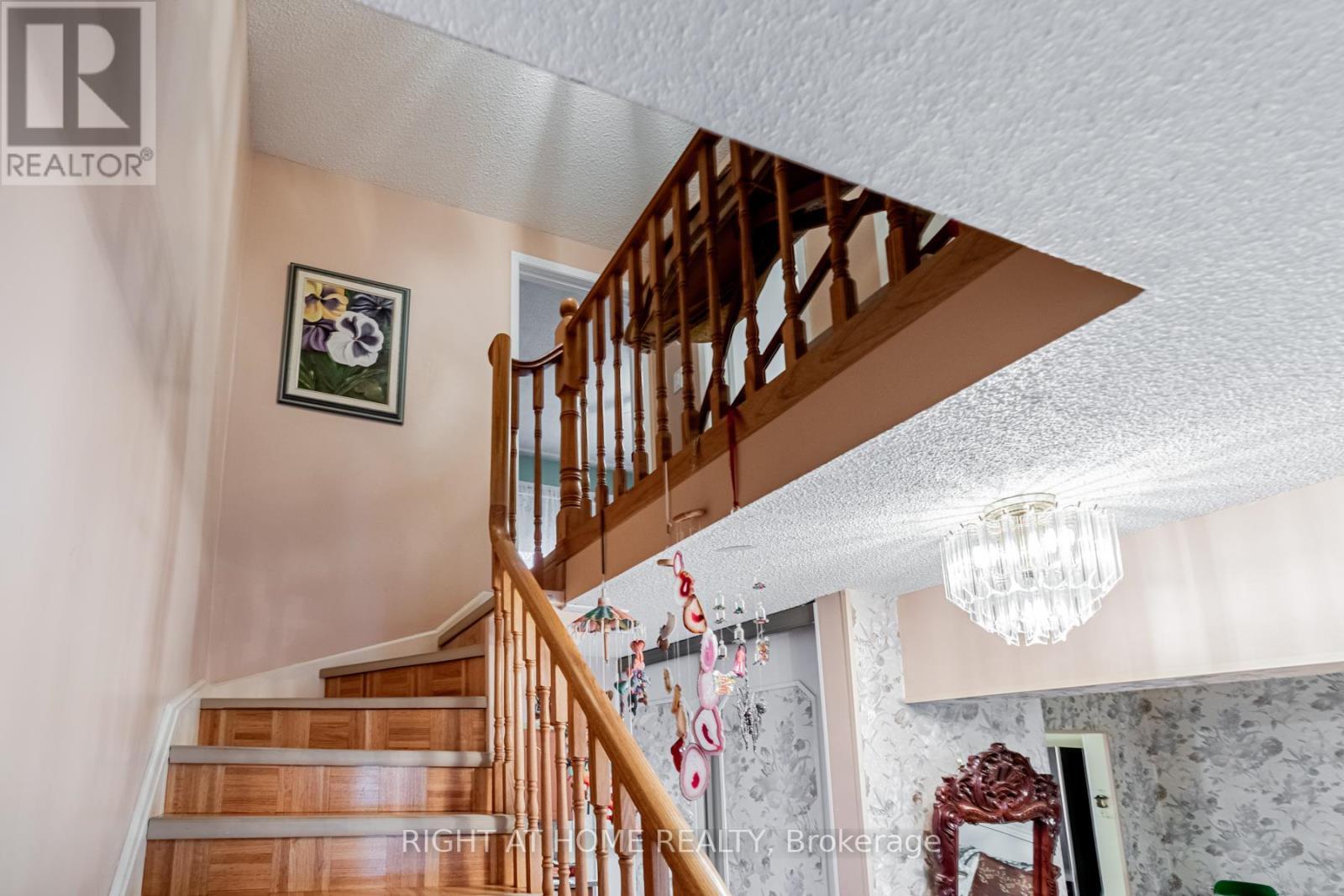 4278 Sawmill Valley Drive, Mississauga, ON - Indoor Photo Showing Other Room