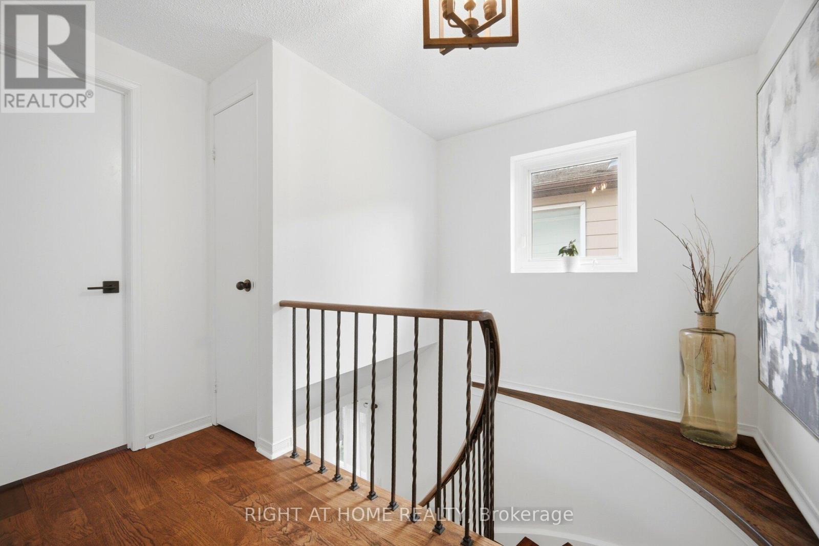 7013 Hickling Crescent, Mississauga, ON - Indoor Photo Showing Other Room