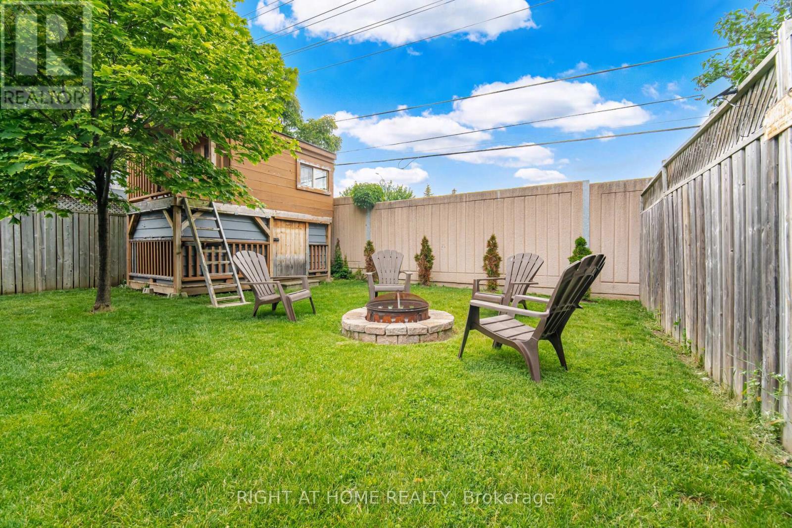 7013 Hickling Crescent, Mississauga, ON - Outdoor With Deck Patio Veranda