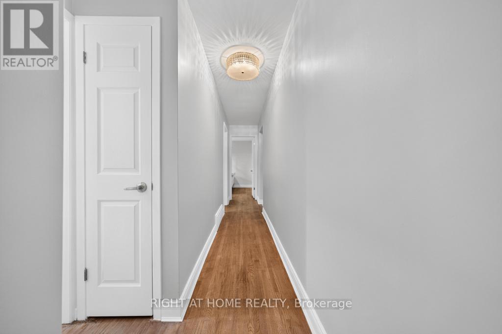 662 Montego Crescent, Burlington, ON - Indoor Photo Showing Other Room