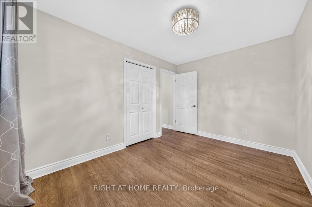 662 Montego Crescent, Burlington, ON - Indoor Photo Showing Other Room