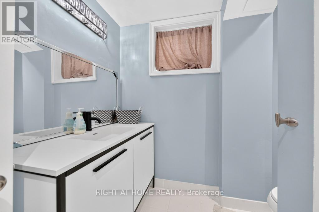 662 Montego Crescent, Burlington, ON -