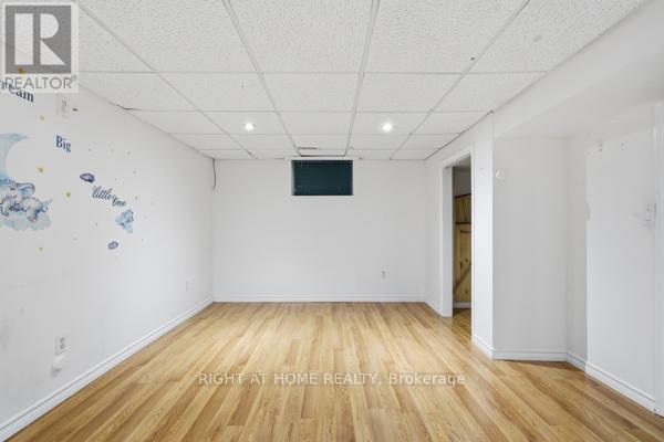 200 Gary Drive, Toronto, ON - Indoor Photo Showing Other Room