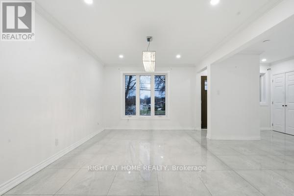 200 Gary Drive, Toronto, ON - Indoor Photo Showing Other Room