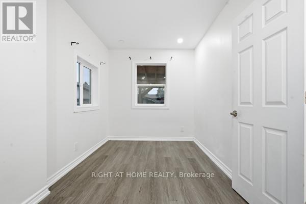 200 Gary Drive, Toronto, ON - Indoor Photo Showing Other Room