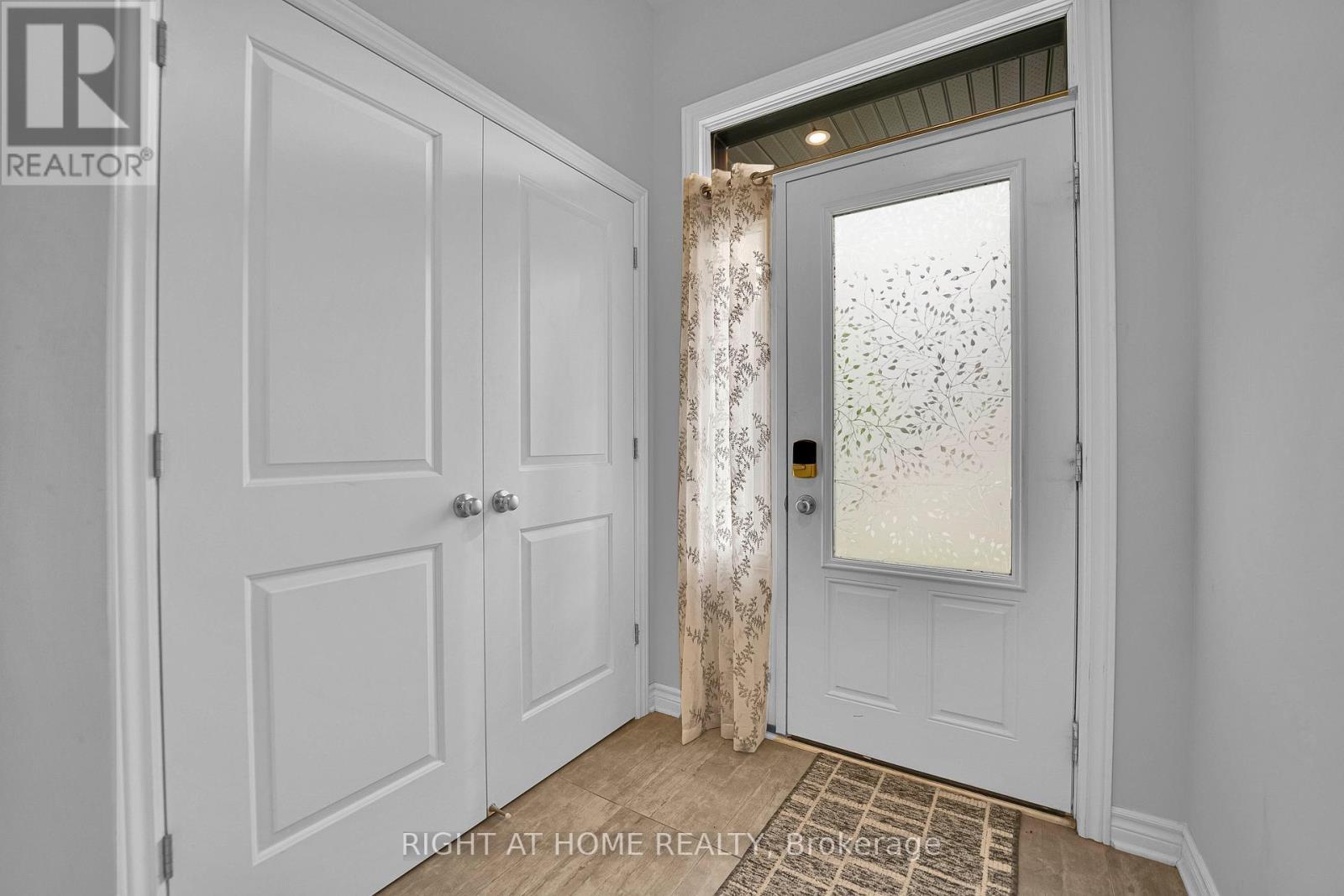 720 Dearborn, Ottawa, ON - Indoor Photo Showing Other Room