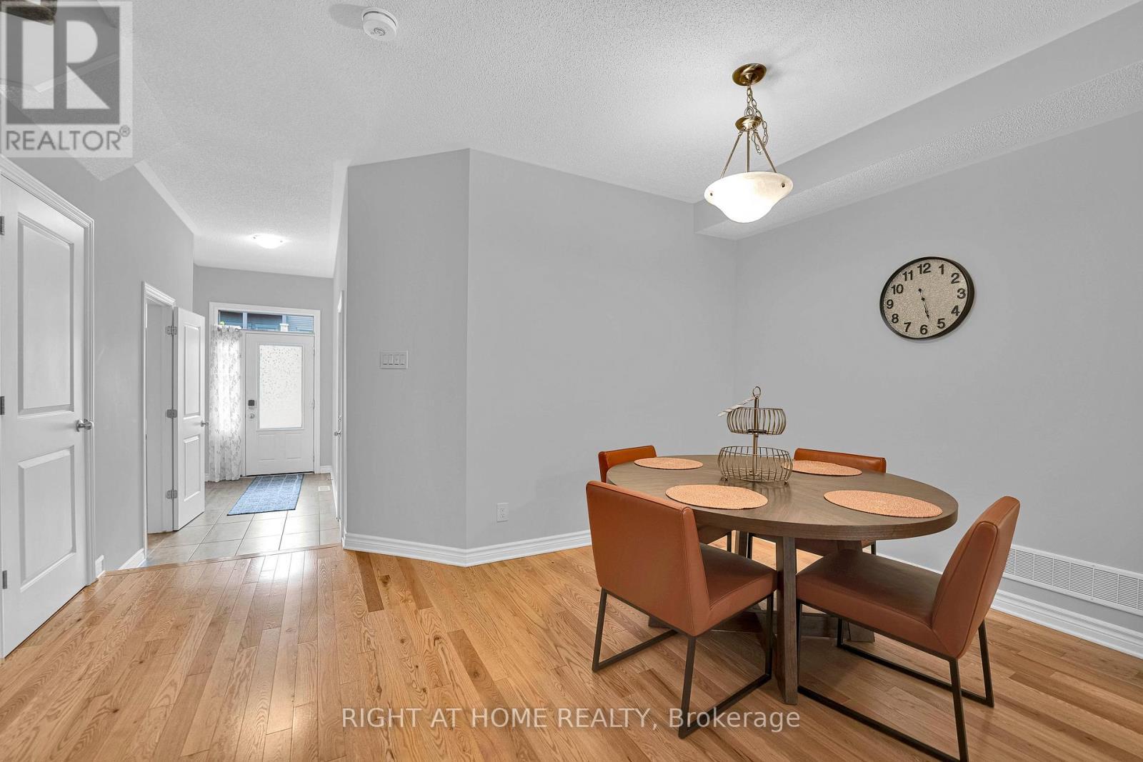 720 Dearborn, Ottawa, ON - Indoor Photo Showing Dining Room