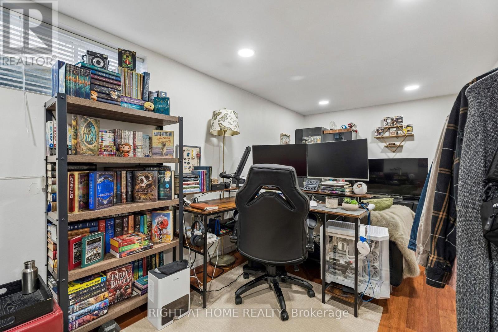 56 Hemingway Crescent, Barrie, ON - Indoor Photo Showing Office