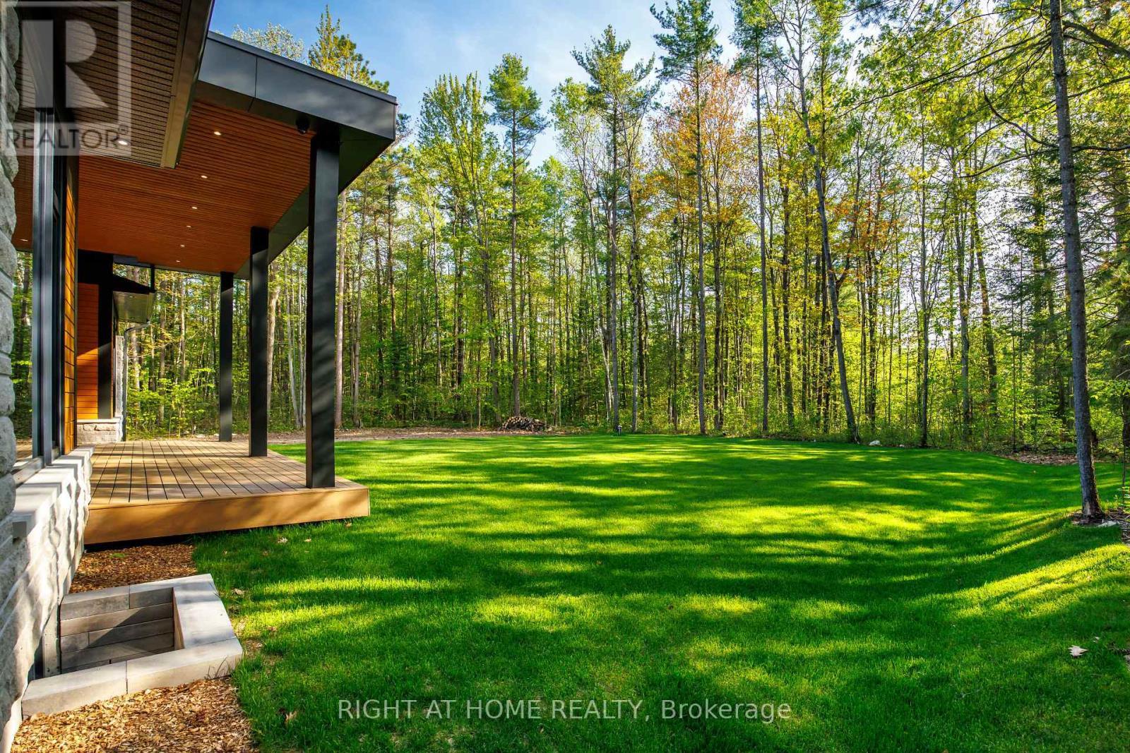 1318 Tiny Beaches Road S, Tiny, ON - Outdoor