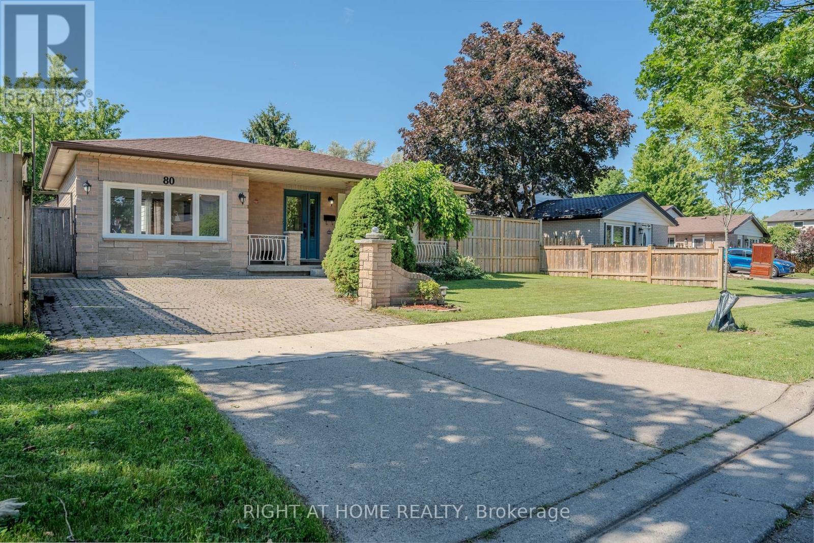 80 Chilton Drive, Hamilton, ON - Outdoor