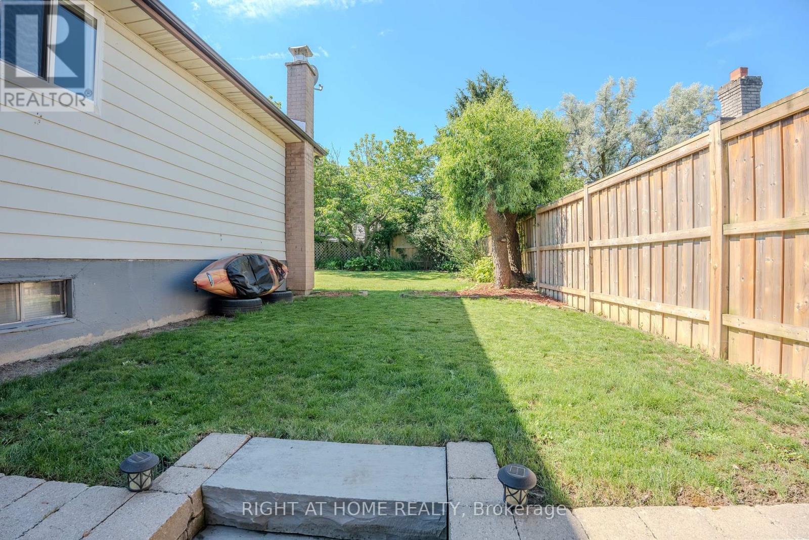 80 Chilton Drive, Hamilton, ON - Outdoor With Exterior