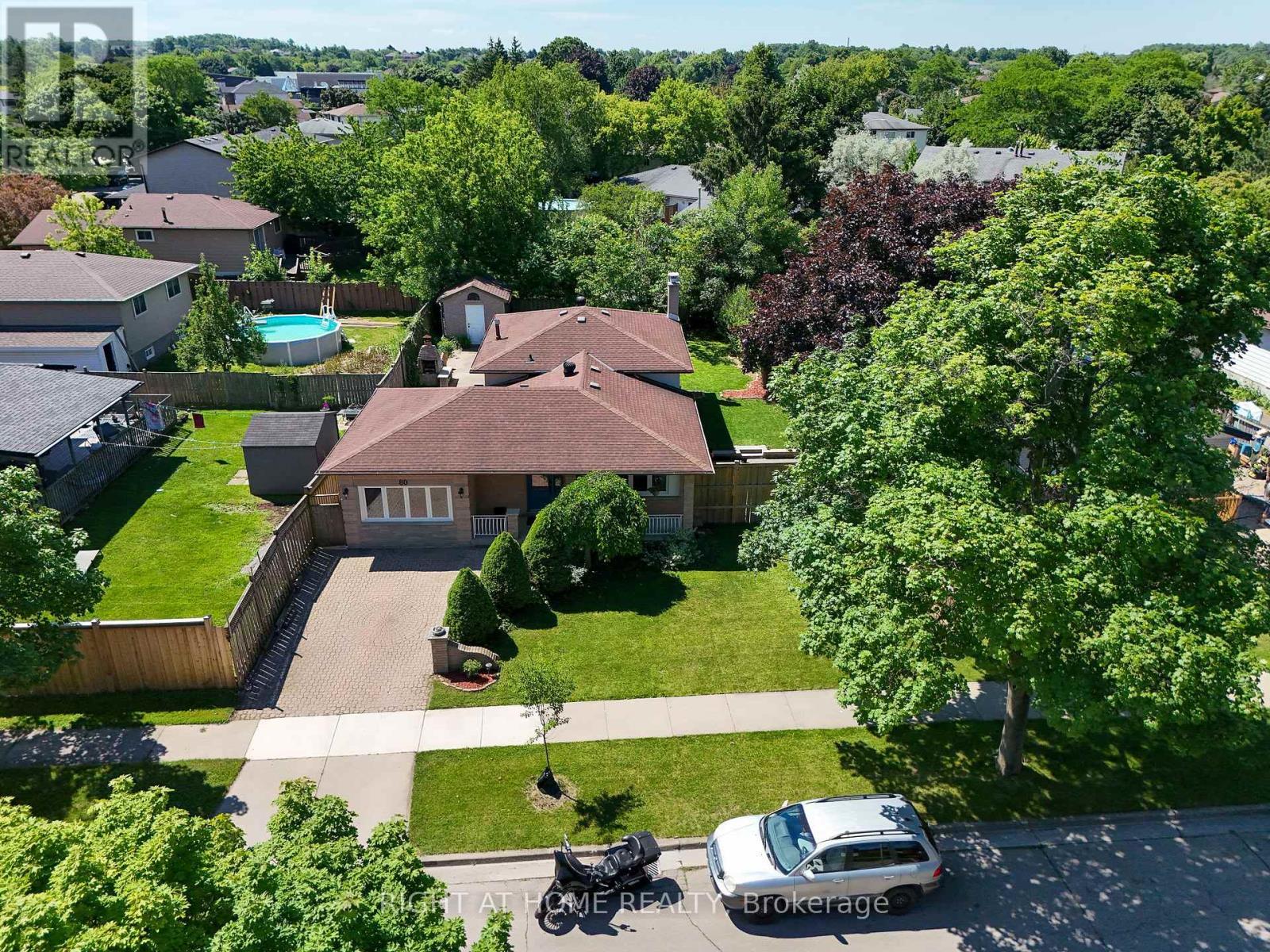 80 Chilton Drive, Hamilton, ON - Outdoor