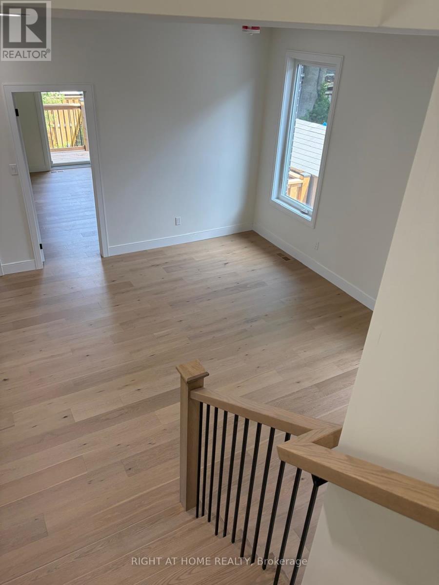 376 Mitchell Avenue, Oshawa, ON - Indoor Photo Showing Other Room