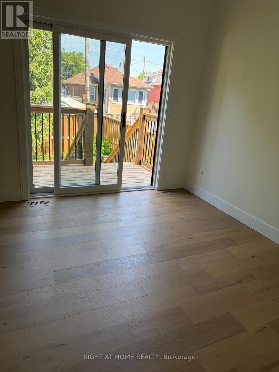 376 Mitchell Avenue, Oshawa, ON - Indoor Photo Showing Other Room