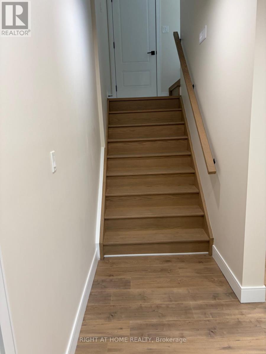 376 Mitchell Avenue, Oshawa, ON - Indoor Photo Showing Other Room
