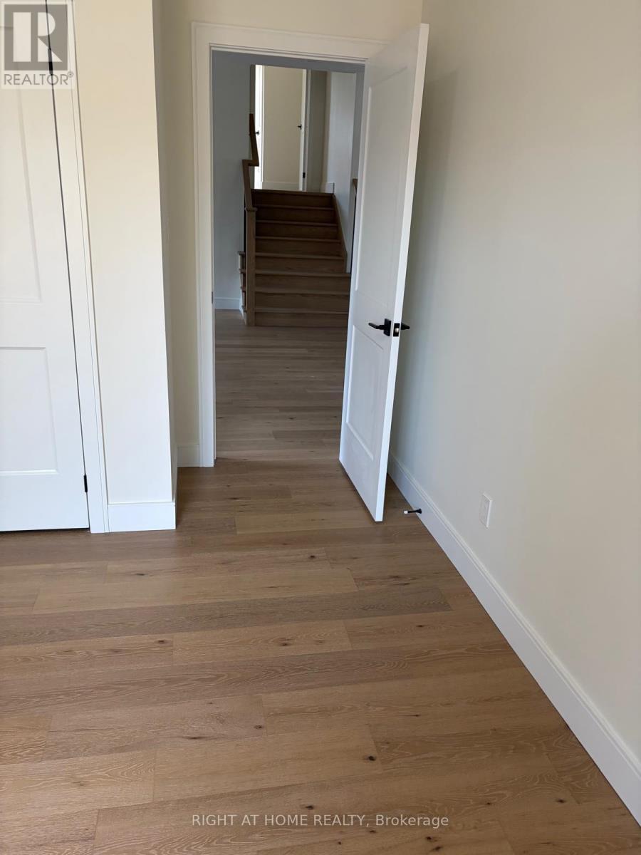 376 Mitchell Avenue, Oshawa, ON - Indoor Photo Showing Other Room