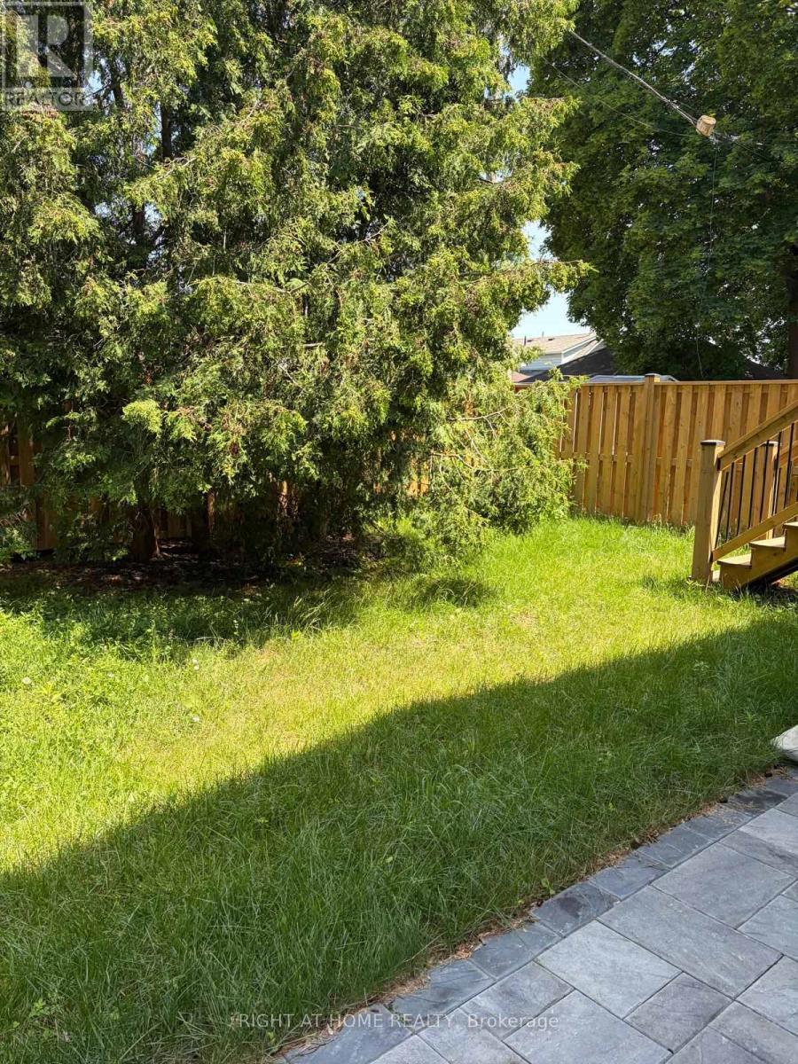 376 Mitchell Avenue, Oshawa, ON - Outdoor