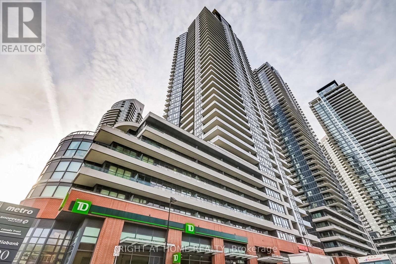 2212 Lake Shore Blvd West - 2710 - 2212 Lake Shore Boulevard W, Toronto, ON - Outdoor With Facade
