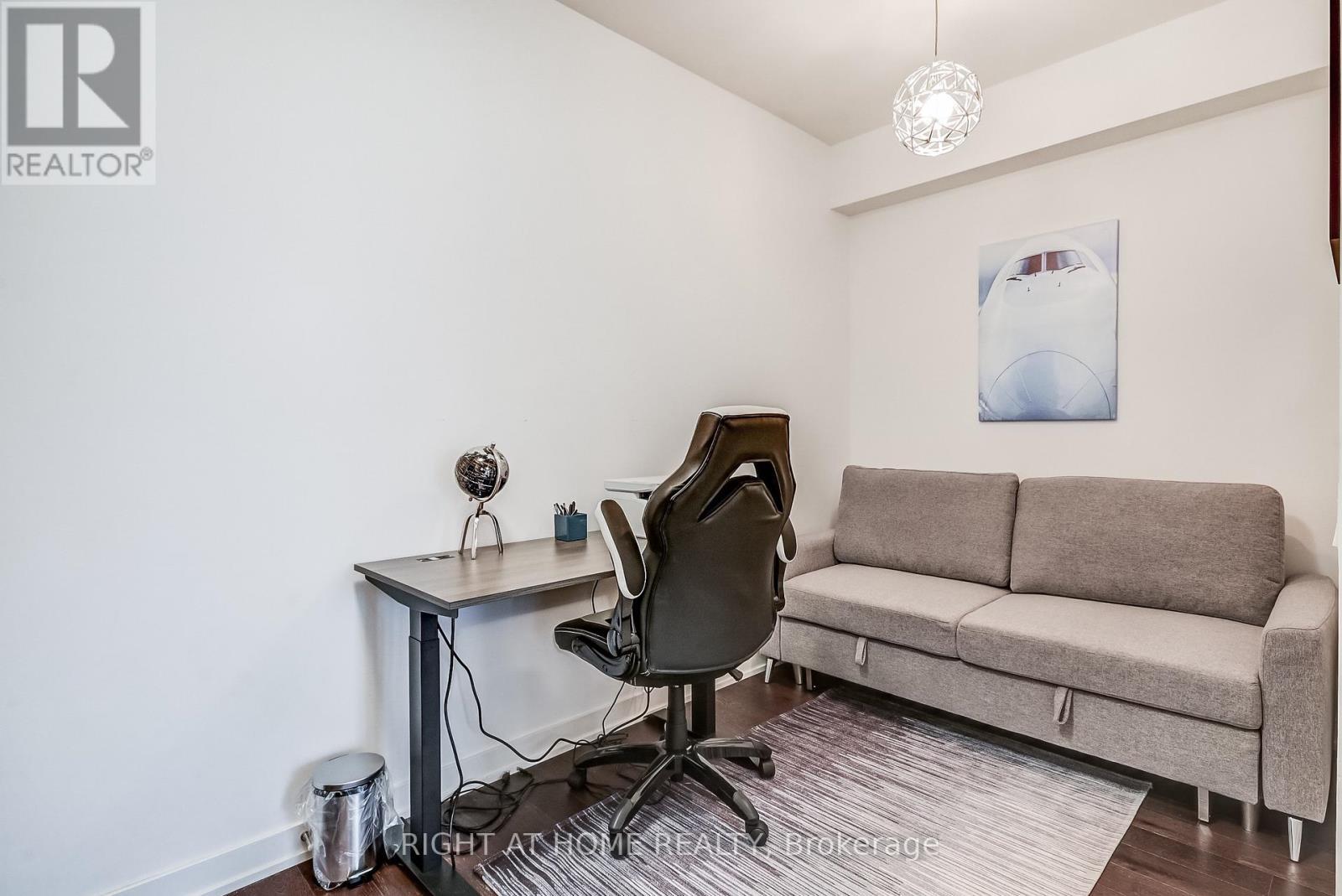 Den - 2710 - 2212 Lake Shore Boulevard W, Toronto, ON - Indoor