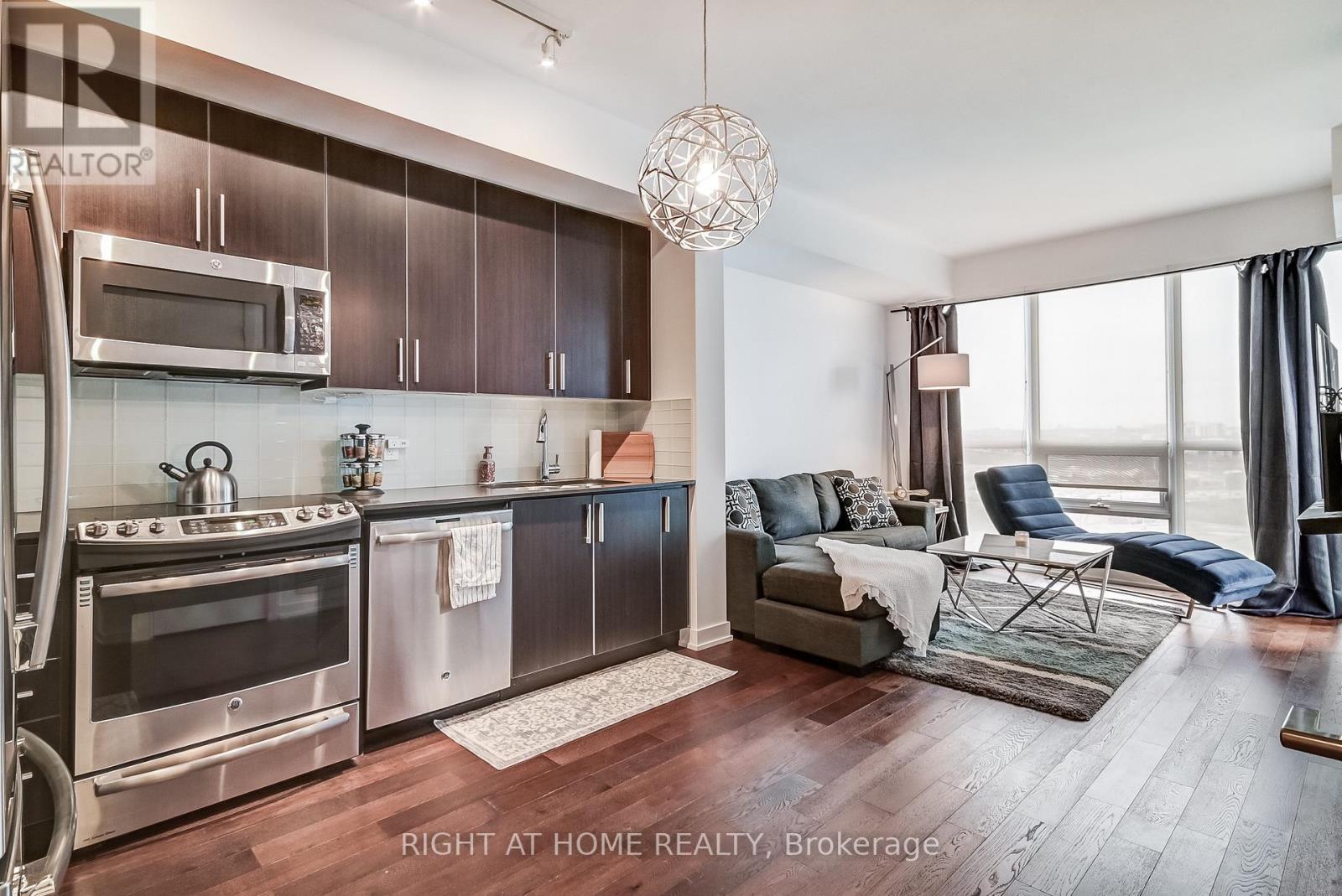 Kitchen - 2710 - 2212 Lake Shore Boulevard W, Toronto, ON - Indoor