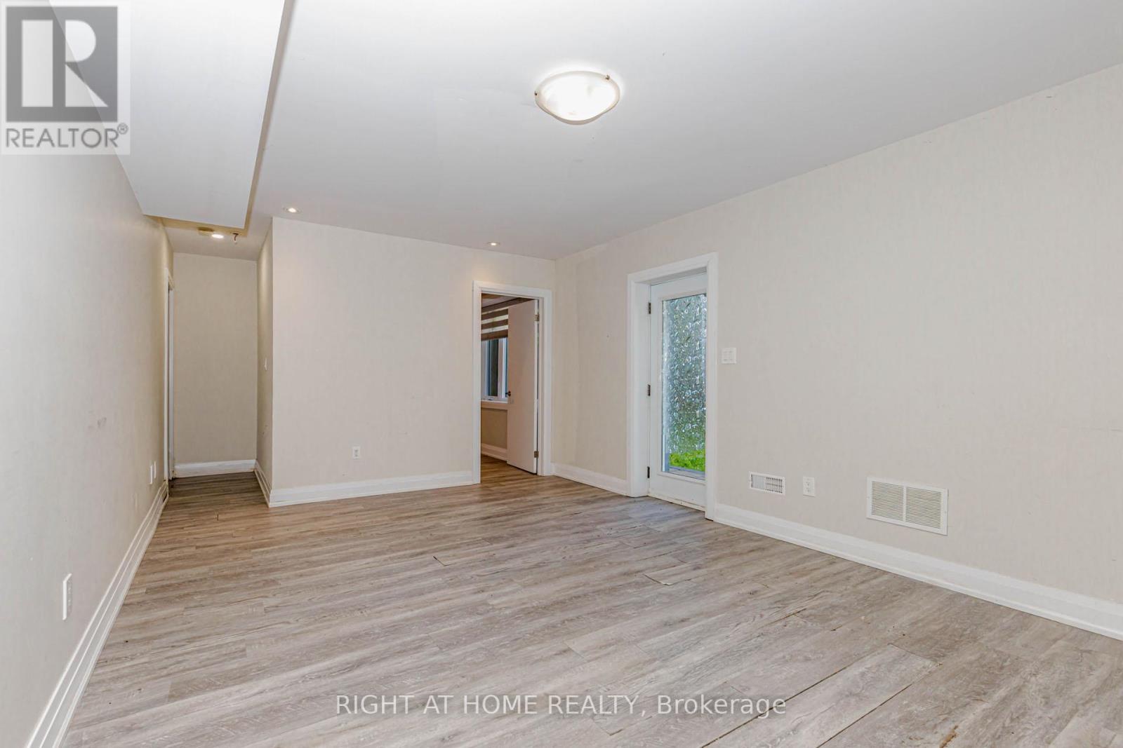 146 Colonel Danforth Trail, Toronto, ON - Indoor Photo Showing Other Room