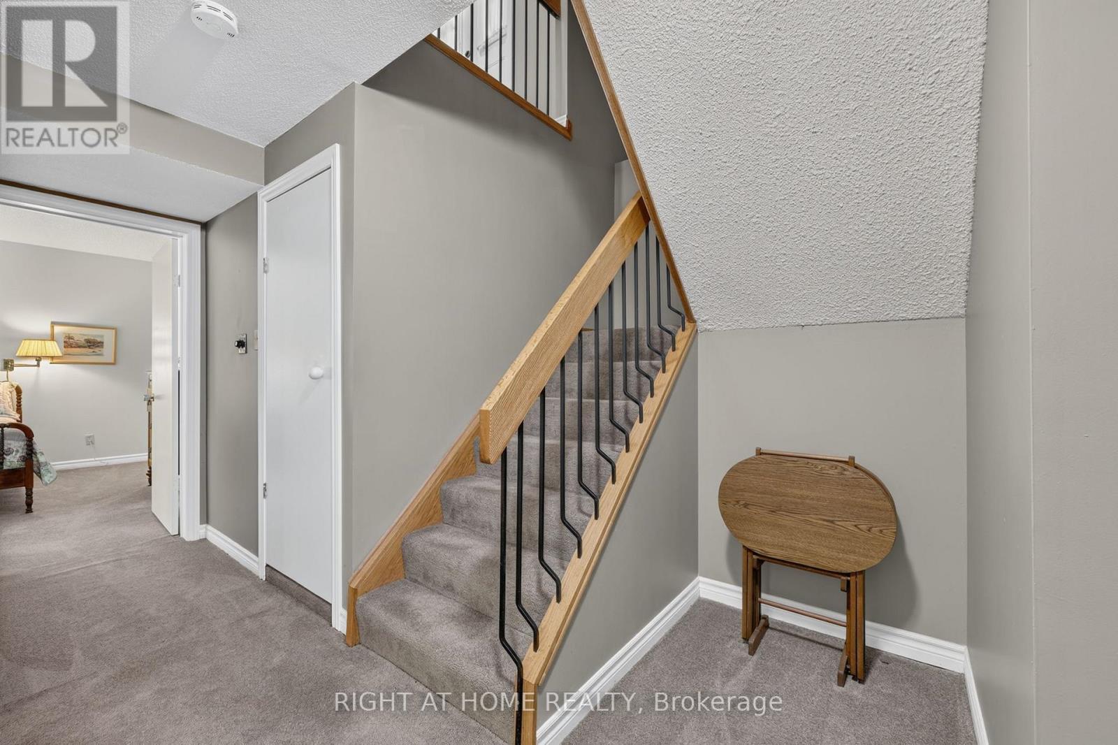 5 Pine Point, Oro-Medonte, ON - Indoor Photo Showing Other Room