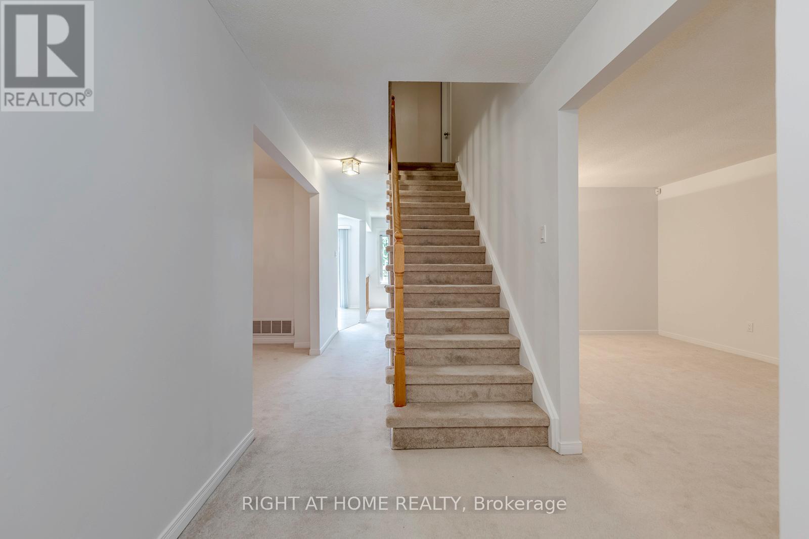 17 Nickel Crescent, Brampton, ON - Indoor Photo Showing Other Room