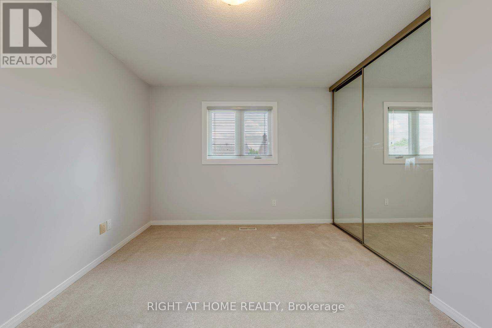17 Nickel Crescent, Brampton, ON - Indoor Photo Showing Other Room