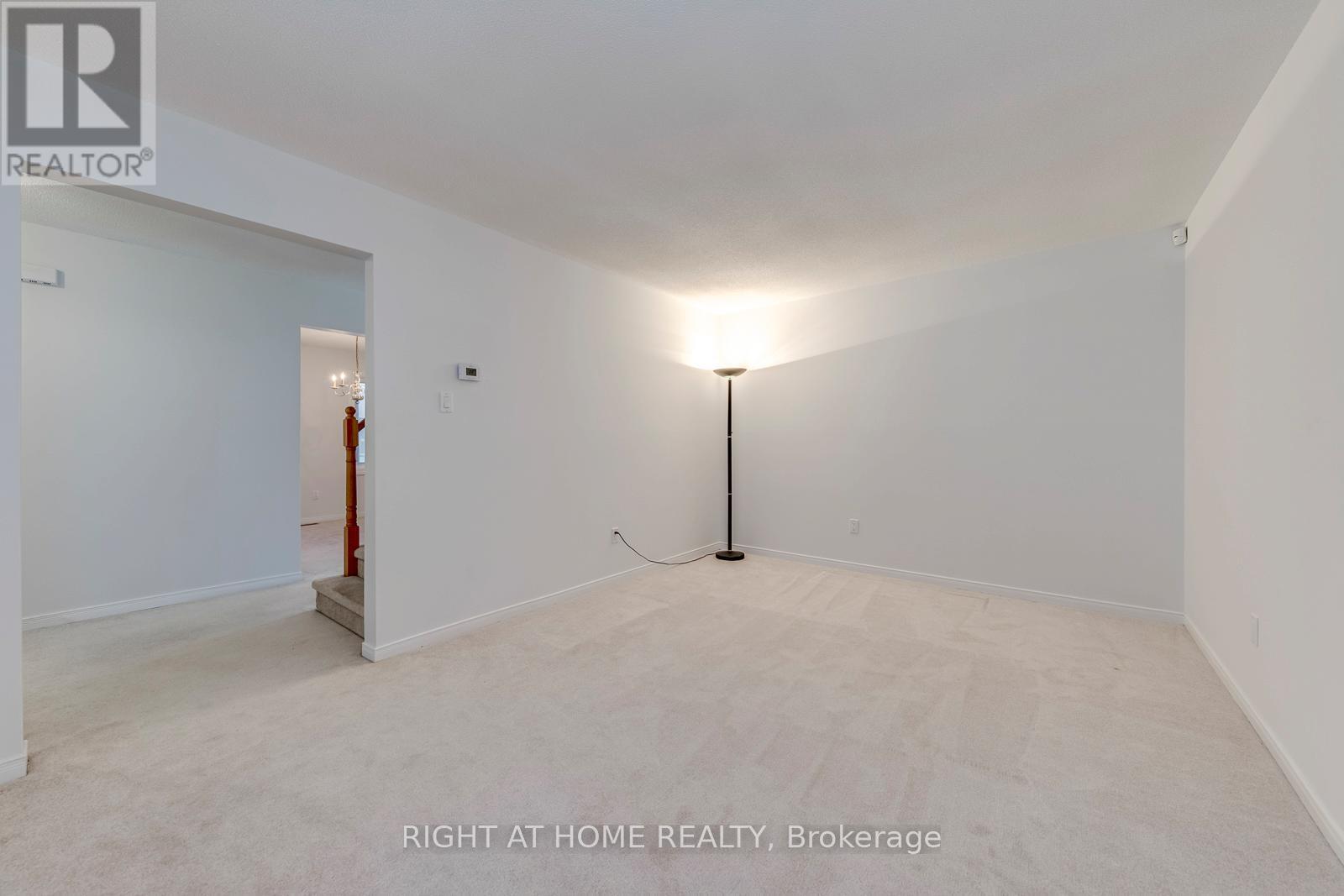 17 Nickel Crescent, Brampton, ON - Indoor Photo Showing Other Room