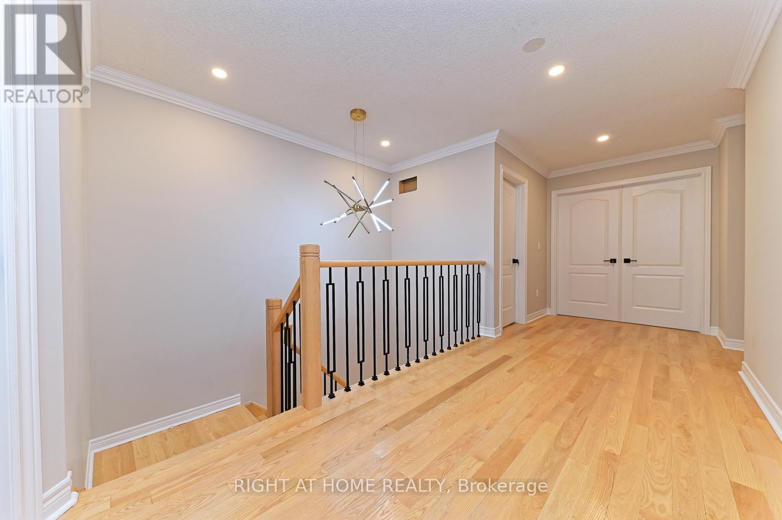 6843 Campbell Settler Court, Mississauga, ON - Indoor Photo Showing Other Room
