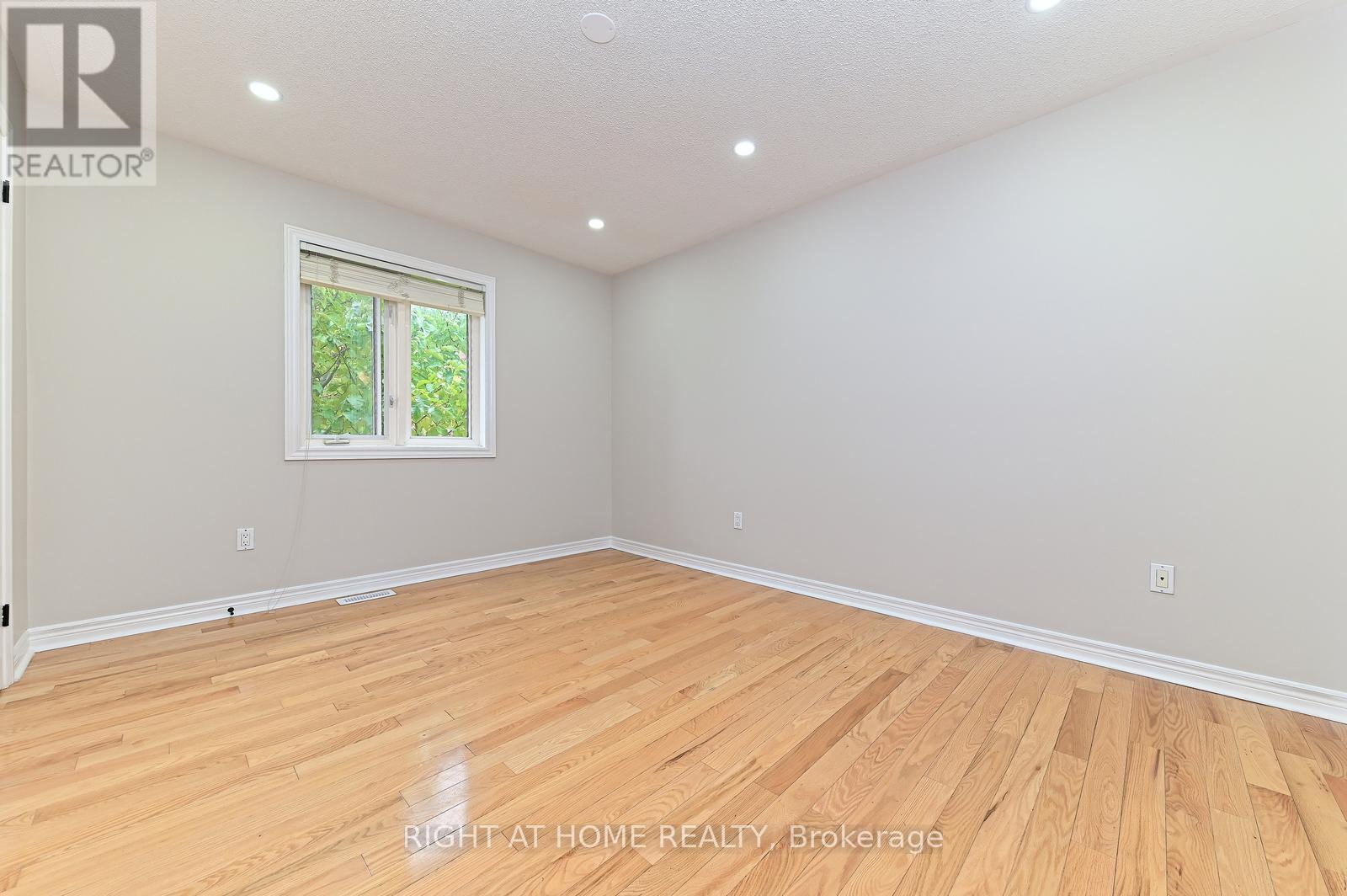 6843 Campbell Settler Court, Mississauga, ON - Indoor Photo Showing Other Room