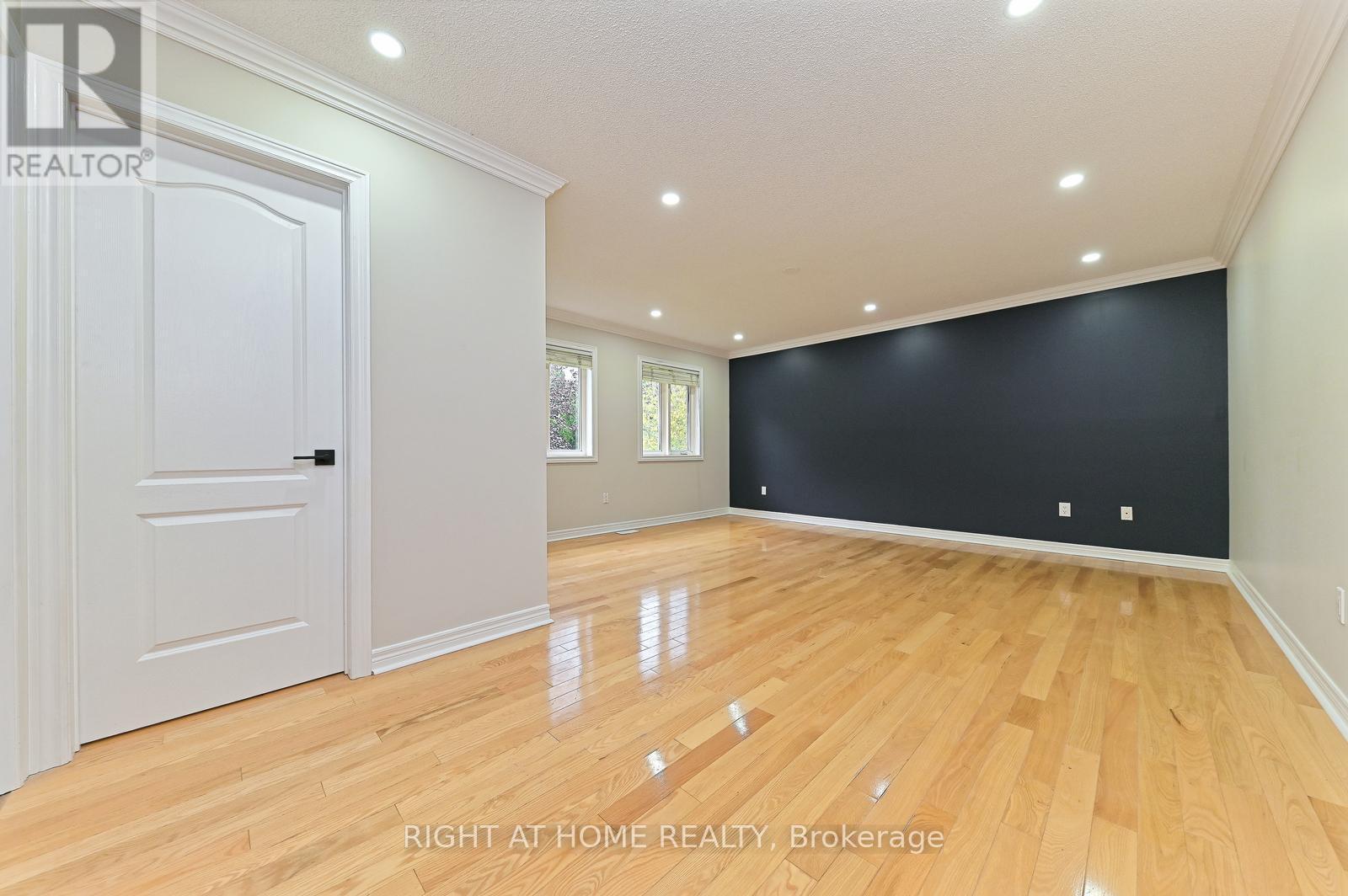 6843 Campbell Settler Court, Mississauga, ON - Indoor Photo Showing Other Room