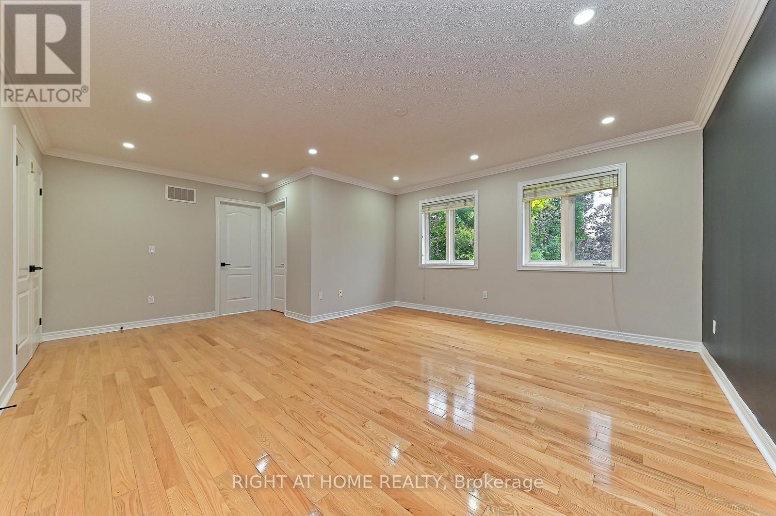 6843 Campbell Settler Court, Mississauga, ON - Indoor Photo Showing Other Room