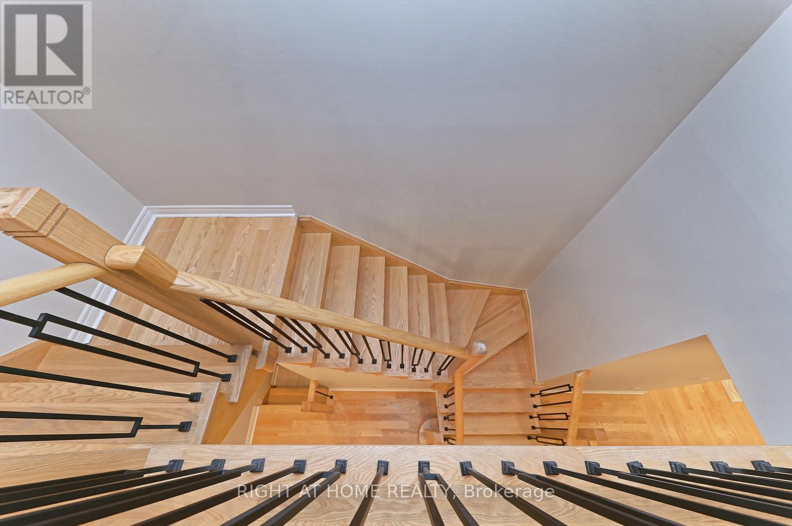 6843 Campbell Settler Court, Mississauga, ON - Indoor Photo Showing Other Room
