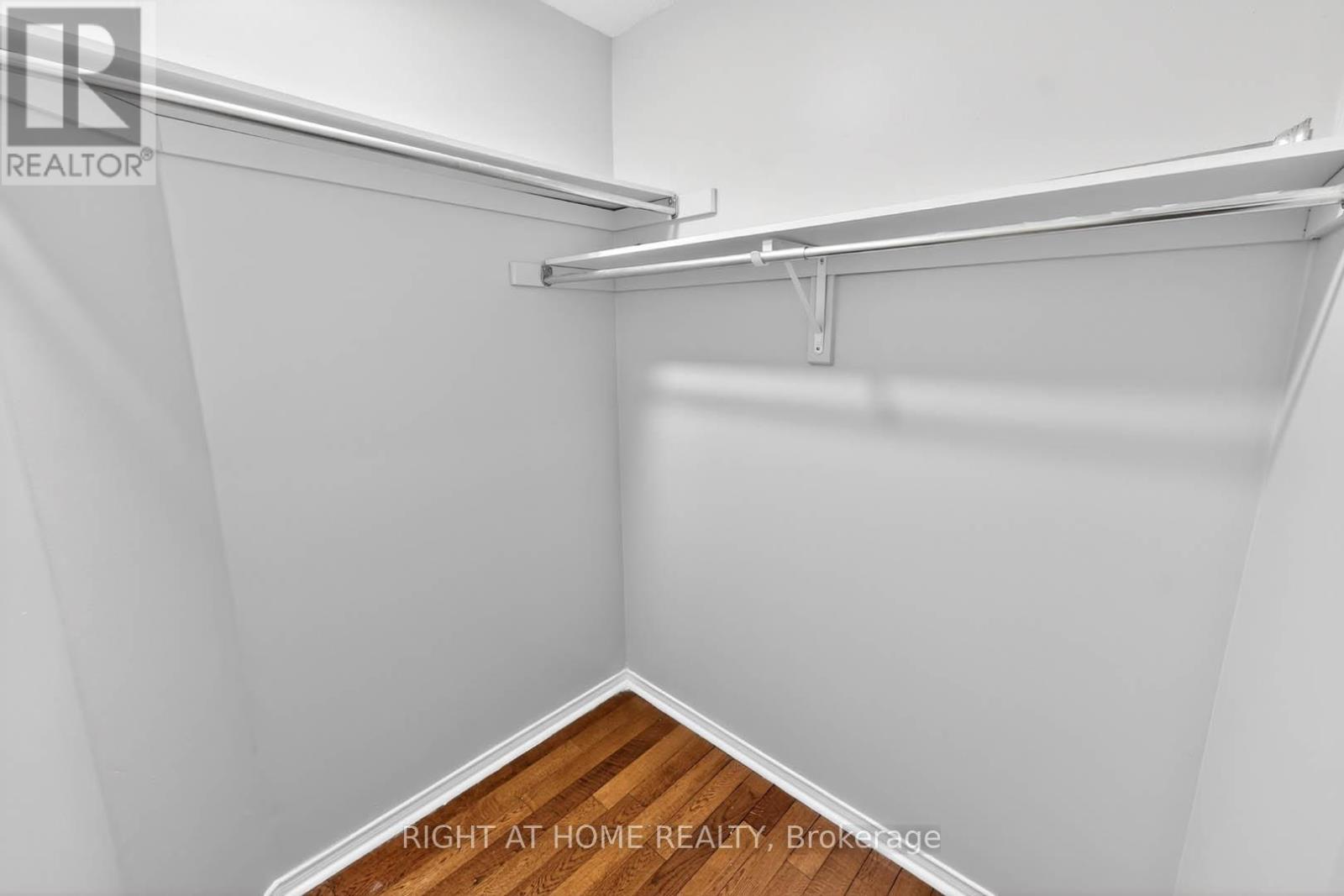 36 Earlsbridge Boulevard, Brampton, ON - Indoor With Storage