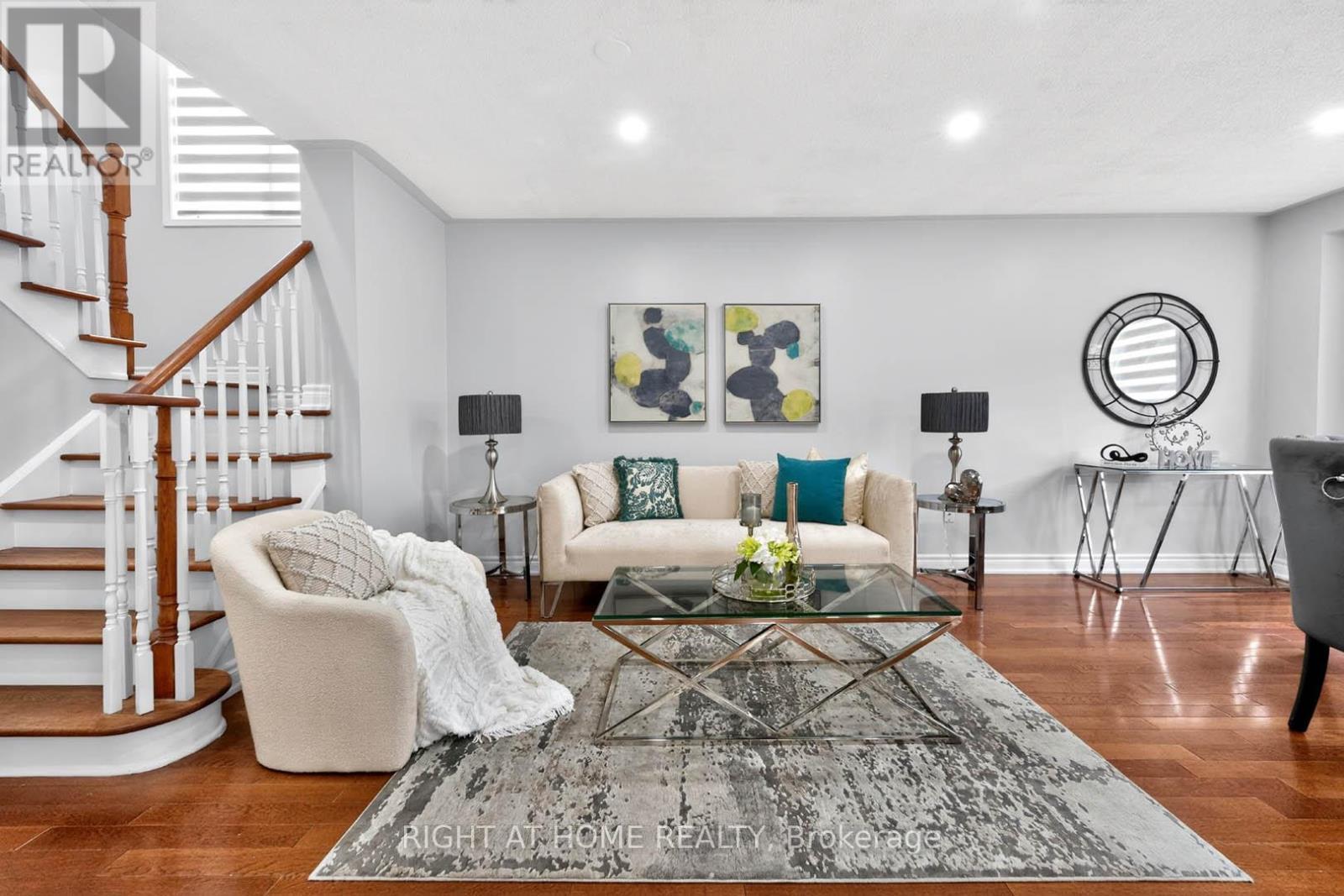 36 Earlsbridge Boulevard, Brampton, ON - Indoor
