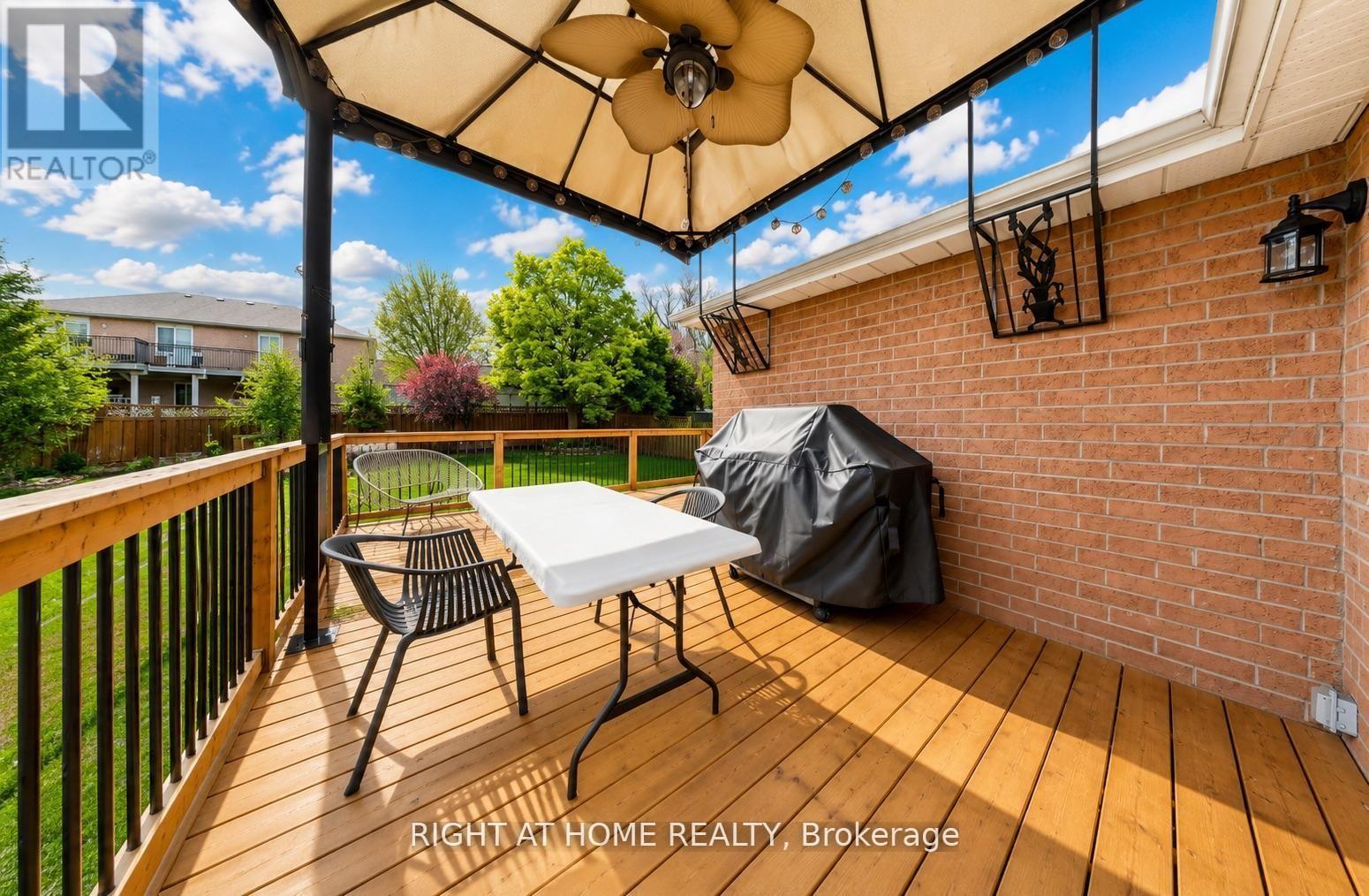 6 Compton Crescent, Bradford West Gwillimbury, ON - Outdoor With Deck Patio Veranda With Exterior