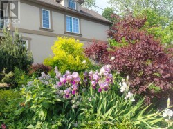 22 URSULA AVENUE St. Catharines (Burleigh Hill), ON L2T 1T1