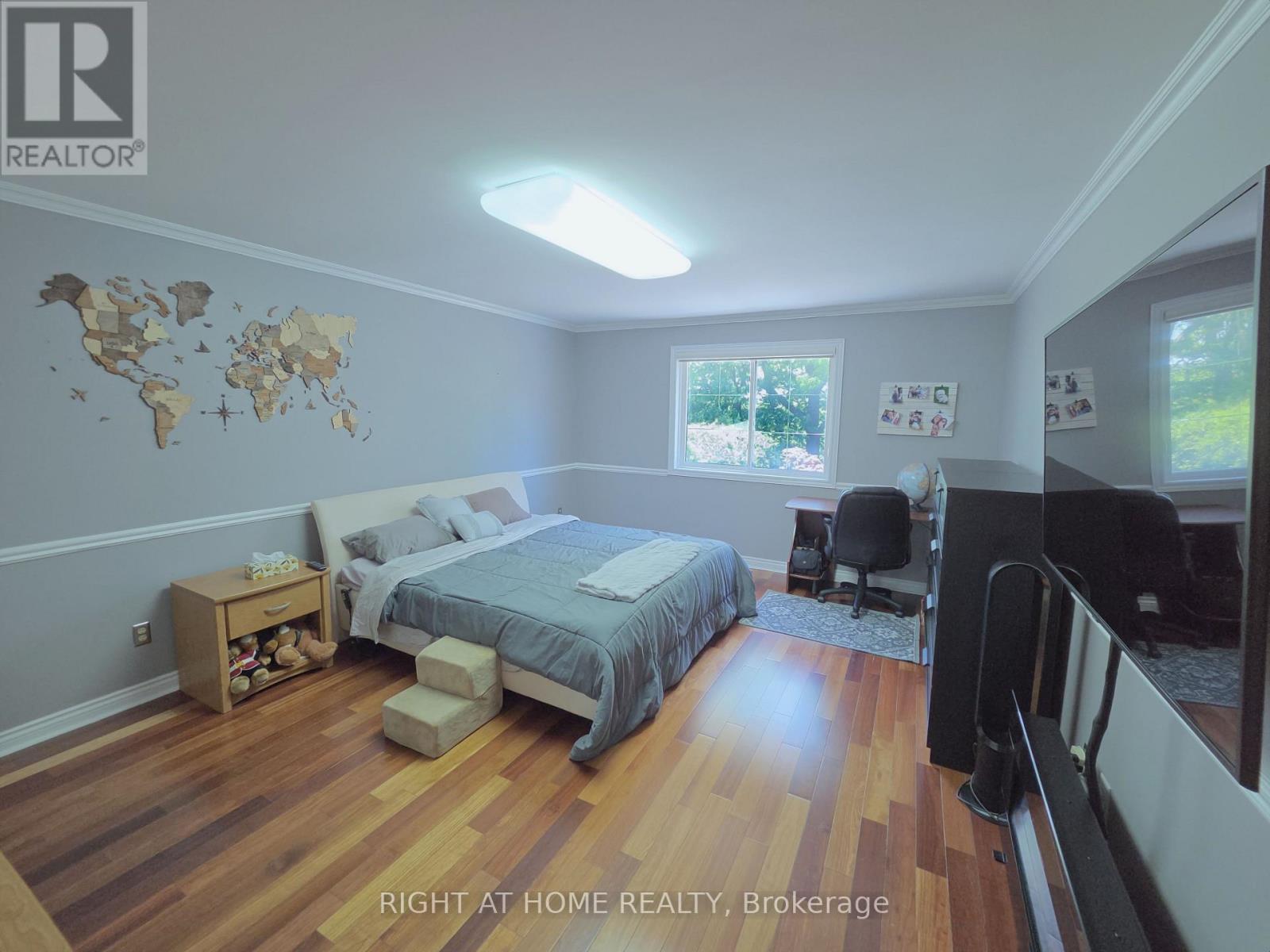 2428 Old Carriage Road, Mississauga, ON - Indoor Photo Showing Bedroom